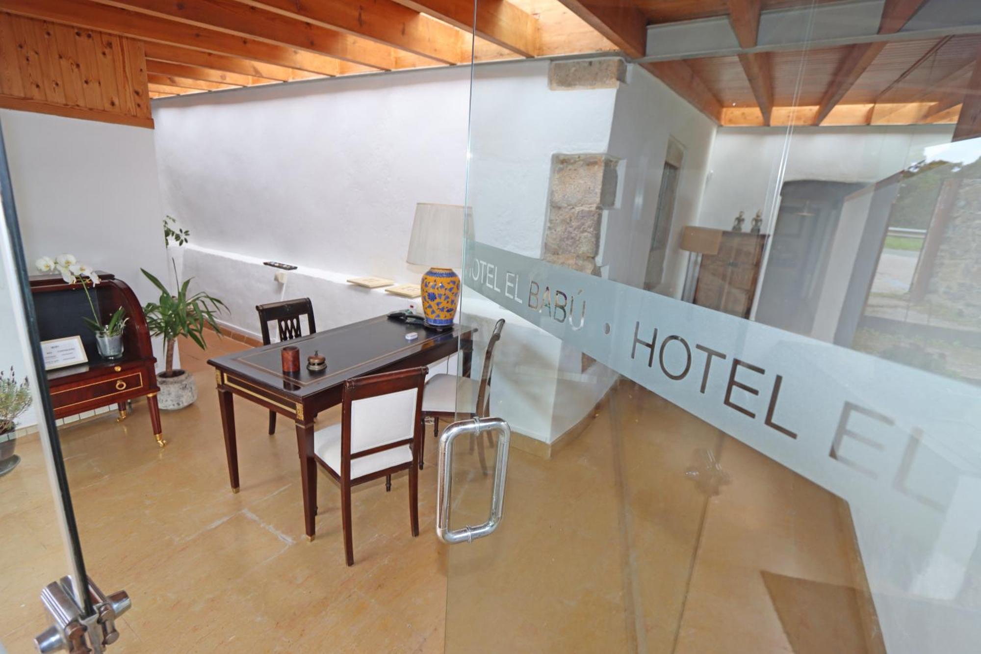 Hotel El Babu Caravia Exterior photo